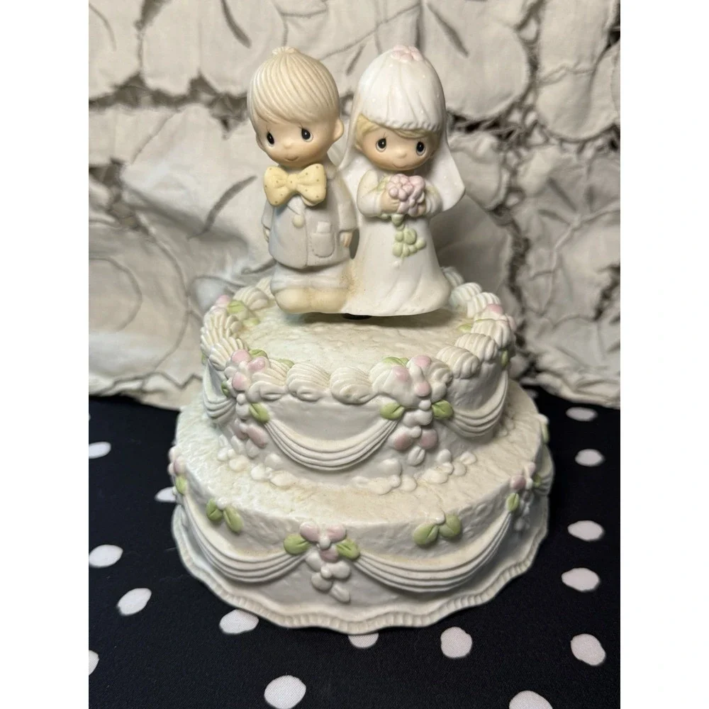 Precious Moments Enesco Collection 1981 Vintage Cake Topper Music Box Wedding